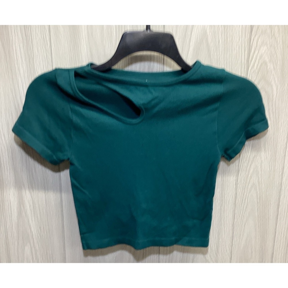 AURA Women's (Size M/L) Cropped T-Shirt Crew Neck Short Sleeve Hole Accent